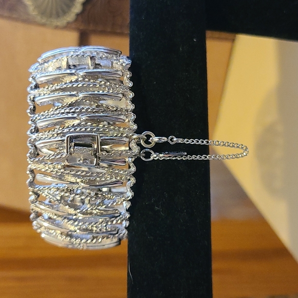 Monet bracelet